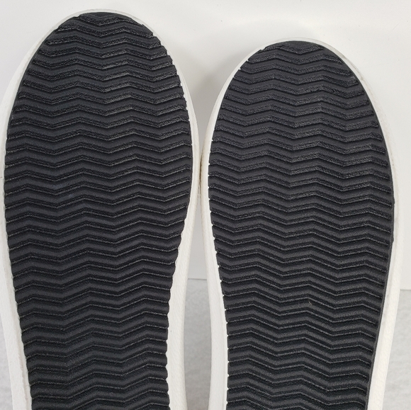 Steve Madden Stared Faux White Leather Faux Pink Sherling Sneaker Sz 7.5M - Picture 9 of 10